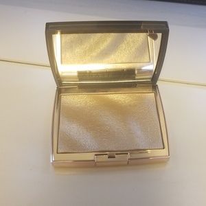 ANASTASIA BEVERLY HILLS  " AMREZY " highlighter